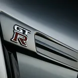 Nissan GT-R R35 - Miniatura 24