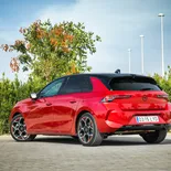 Opel Astra Hybrid - Miniatura 9
