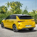 Opel Astra Ultimate 1.2T 130 CV - Miniatura 15