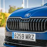 Skoda Superb 2.0 TDI L&K (Azul Cobalto) - Miniatura 7