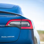 Tesla Model 3 Performance - Miniatura 1
