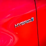 Toyota Yaris Style Premiere Edition (Rojo Coral bitono) - Miniatura 18