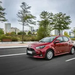 Toyota Yaris Electric Hybrid 2021 (Rojo Tokio) - Miniatura 26