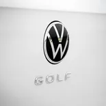 Volkswagen Golf 1.5 eTSI 150 CV DSG First Edition (Blanco Puro) - Miniatura 28