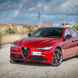 Alfa Romeo Giulia 2023 - Miniatura 1