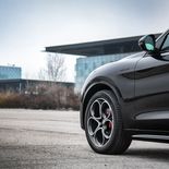 Alfa Romeo Stelvio - Miniatura 20