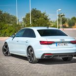 Audi A4 Berlina Black line edition - Miniatura 9