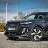 Audi Q6 e-tron quattro Black Line - Miniatura 4