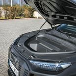 Audi Q6 e-tron quattro Black Line - Miniatura 13