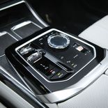 BMW 740d xDrive - Miniatura 8