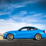 BMW M2 CS (Misano Blau) - Miniatura 4