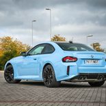 BMW M2 (M Zandvoort Blue solid) - Miniatura 22