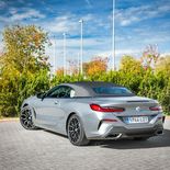 BMW M850i xDrive Cabrio - Miniatura 18