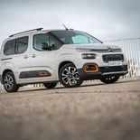 Citroën Berlingo Talla M EAT8 (color Arena y pack XTR) - Miniatura 4