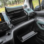 Citroën Berlingo Talla M EAT8 (color Arena y pack XTR) - Miniatura 8