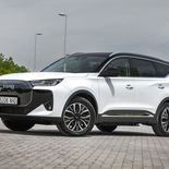 EBRO s700 PHEV Luxury (Bitono Blanco + Negro) - Miniatura 7