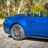 Ford Mustang Convertible - Miniatura 7