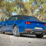 Ford Mustang Convertible - Miniatura 14