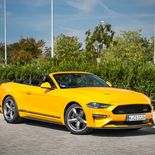 Ford Mustang Convertible California Special - Miniatura 7