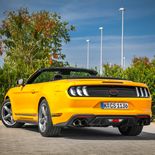 Ford Mustang Convertible California Special - Miniatura 21