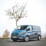 Ford Tourneo Custom Plug-In Hybrid - Miniatura 4