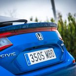 Honda Civic e:HEV (Azul Cristal Premium Metalizado) - Miniatura 1