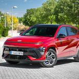 Hyundai KONA HEV (color Soultronic Orange) - Miniatura 9