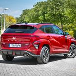 Hyundai KONA HEV (color Soultronic Orange) - Miniatura 13