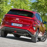 Hyundai KONA HEV (color Soultronic Orange) - Miniatura 16