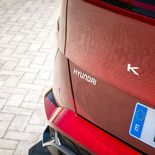 Hyundai KONA HEV (color Soultronic Orange) - Miniatura 23