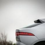 Jaguar I-Pace EV400 HSE 2021 (Eiger Grey) - Miniatura 2