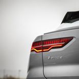 Jaguar I-Pace EV400 HSE 2021 (Eiger Grey) - Miniatura 10