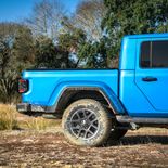 Jeep Gladiator - Miniatura 1