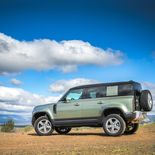 Land Rover Defender 110 D250 AWD First Edition (Pangea Green) - Miniatura 1