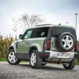 Land Rover Defender 90 D250 - Miniatura 9