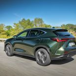 Lexus NX 450h+ (Verde oliva) - Miniatura 18