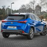 Lexus UX 300h F Sport+ (Azul eléctrico bitono) - Miniatura 18