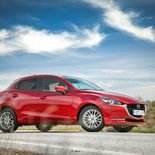 Mazda 2 Zenith Soul Red Crystal - Miniatura 10