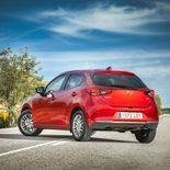 Mazda 2 Zenith Soul Red Crystal - Miniatura 22