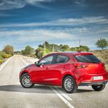 Mazda 2 Zenith Soul Red Crystal - Miniatura 23