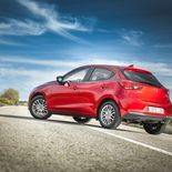 Mazda 2 Zenith Soul Red Crystal - Miniatura 24