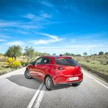 Mazda 2 Zenith Soul Red Crystal - Miniatura 2