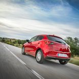 Mazda 2 Zenith Soul Red Crystal - Miniatura 16