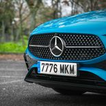 Mercedes CLA 200 d Coupé (Azul híper) - Miniatura 7