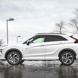 Mitsubishi Eclipse Cross PHEV - Miniatura 10