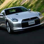 Nissan GT-R R35 - Miniatura 13