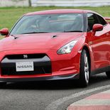 Nissan GT-R R35 - Miniatura 20