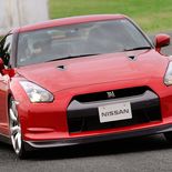 Nissan GT-R R35 - Miniatura 25