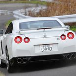 Nissan GT-R R35 - Miniatura 23