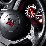 Nissan GT-R R35 - Miniatura 6